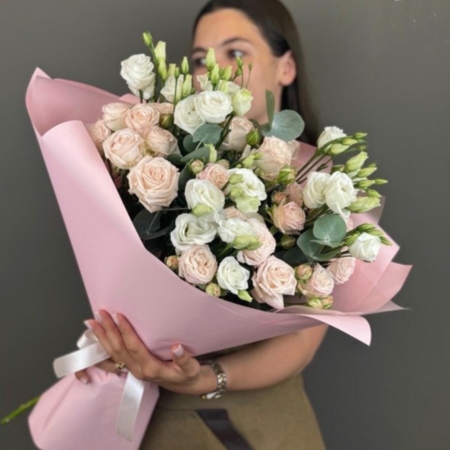 Букет цветов "Элеонора"